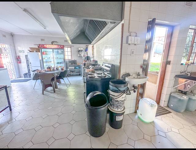 396M² BED & BREAKFAST FOR SALE IN FAIRVIEW